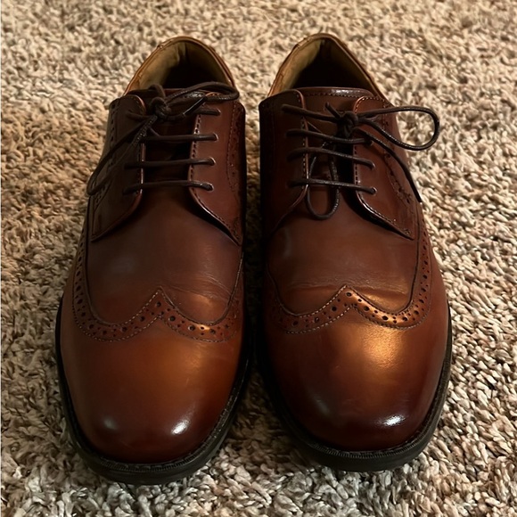 Florsheim Wingtip dress shoes, size 8 - Comfortech - Picture 1 of 6
